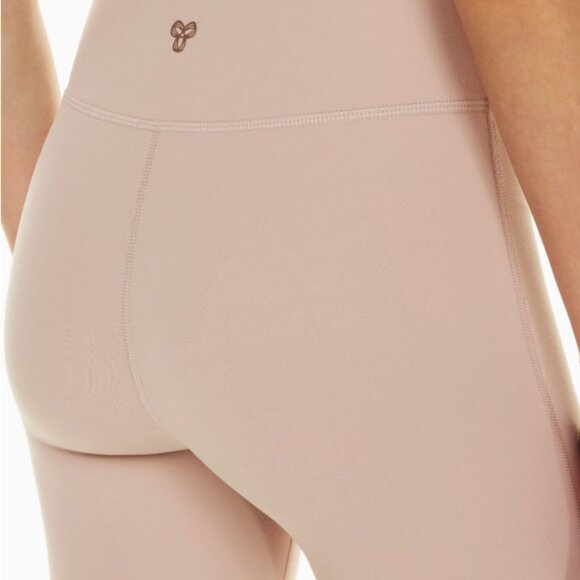 Aritzia Pants - NWT TNA Butter Leggings in Blush